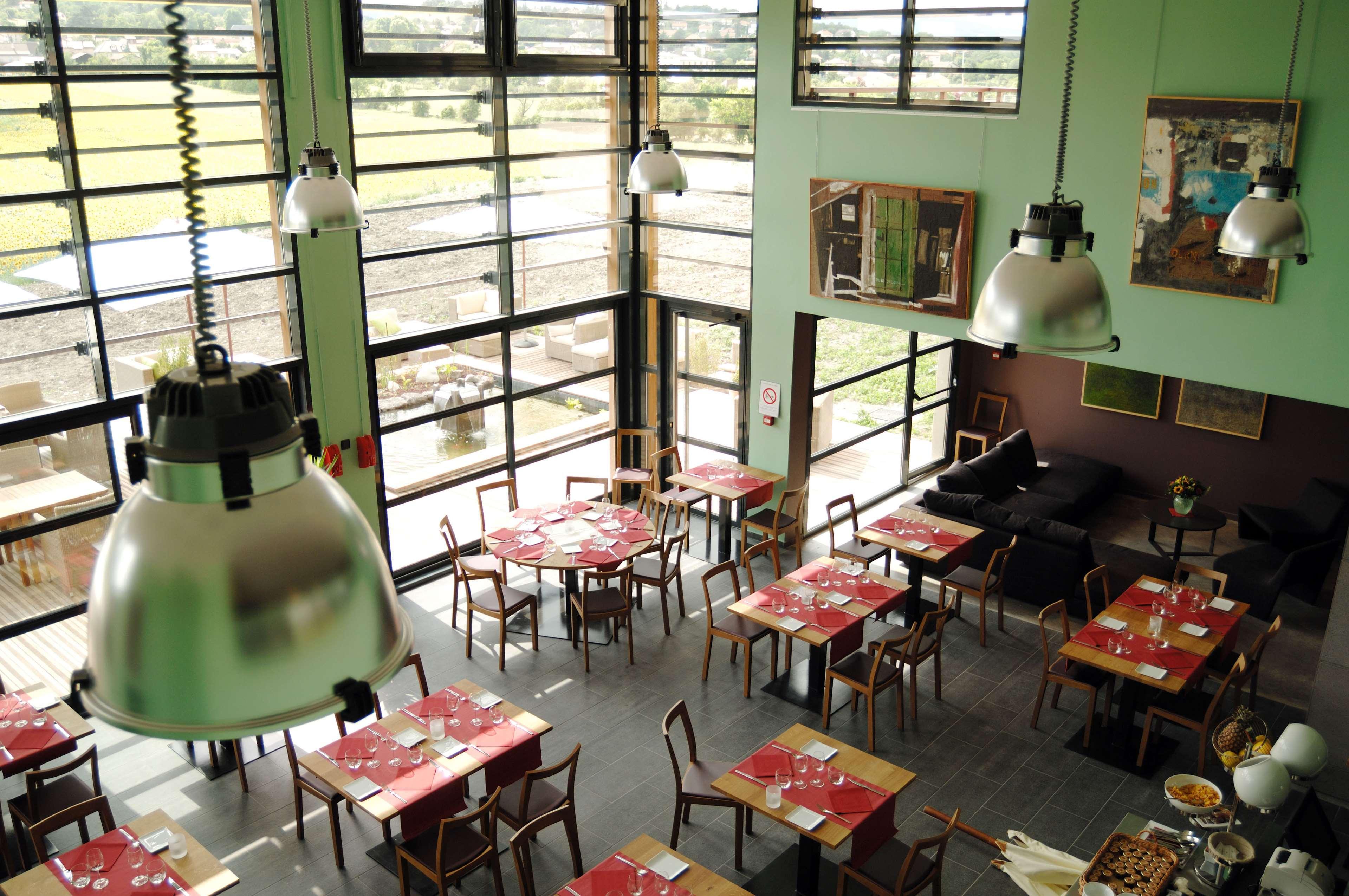 โรงแรมเบสต์ เวสเทิร์น พลัส เฌอร์โกวี Perignat-les-Sarlieve ภายนอก รูปภาพ
